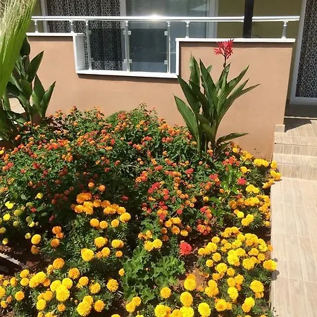 Apartmanhotel Esmeralda Apart Butik *