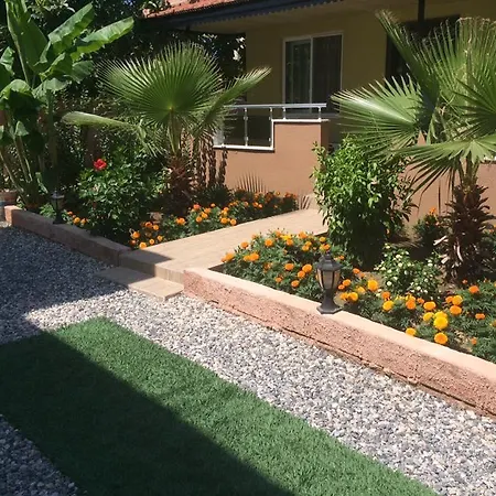 Esmeralda Apart Butik Kızılot