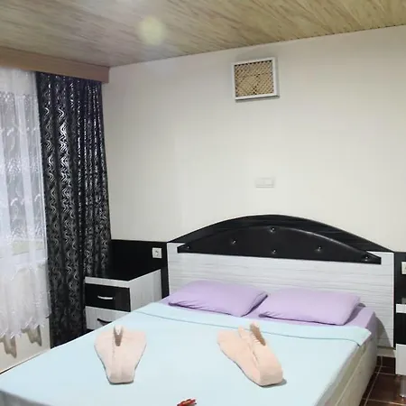 Esmeralda Apart Butik Kızılot