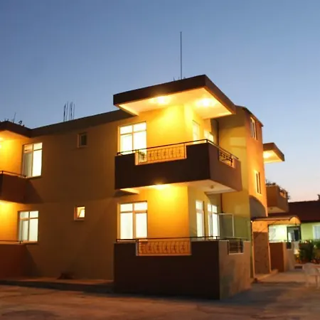 Esmeralda Apart Butik Kızılot