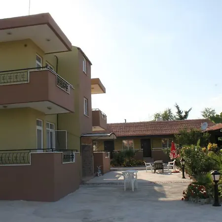 Esmeralda Apart Butik Kızılot